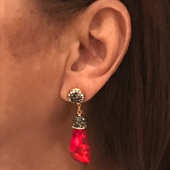🌹Beautiful red stone earrings🌹 - Picture 2 of 4